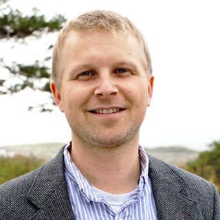 Dr Michael Burdett