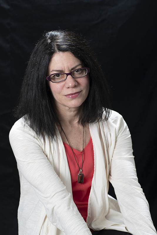 Dr Lisa Sideris